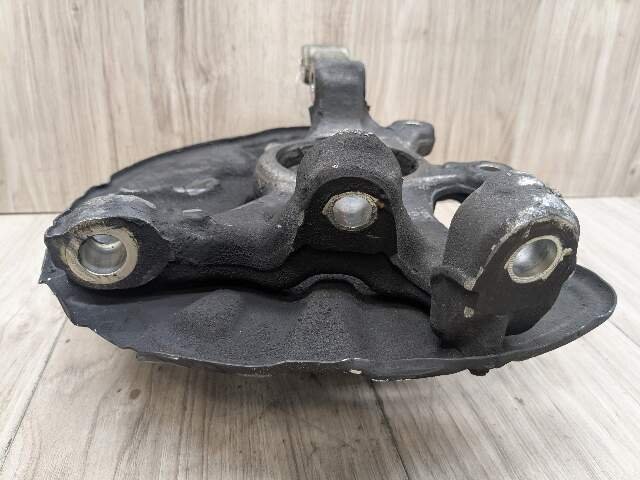 2014 Mercedes-Benz E550 W212 Rear Right Passenger Spindle Knuckle w/ Bearing 0