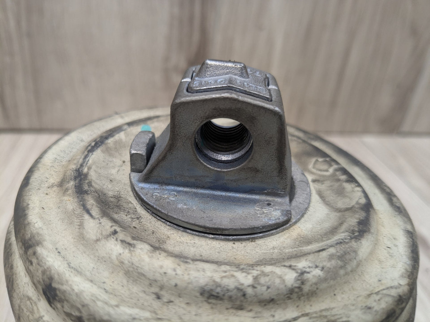 OEM Mercedes W212 W218 E550 M278 CLS63 AMG Engine Right Passsenger Motor Mount