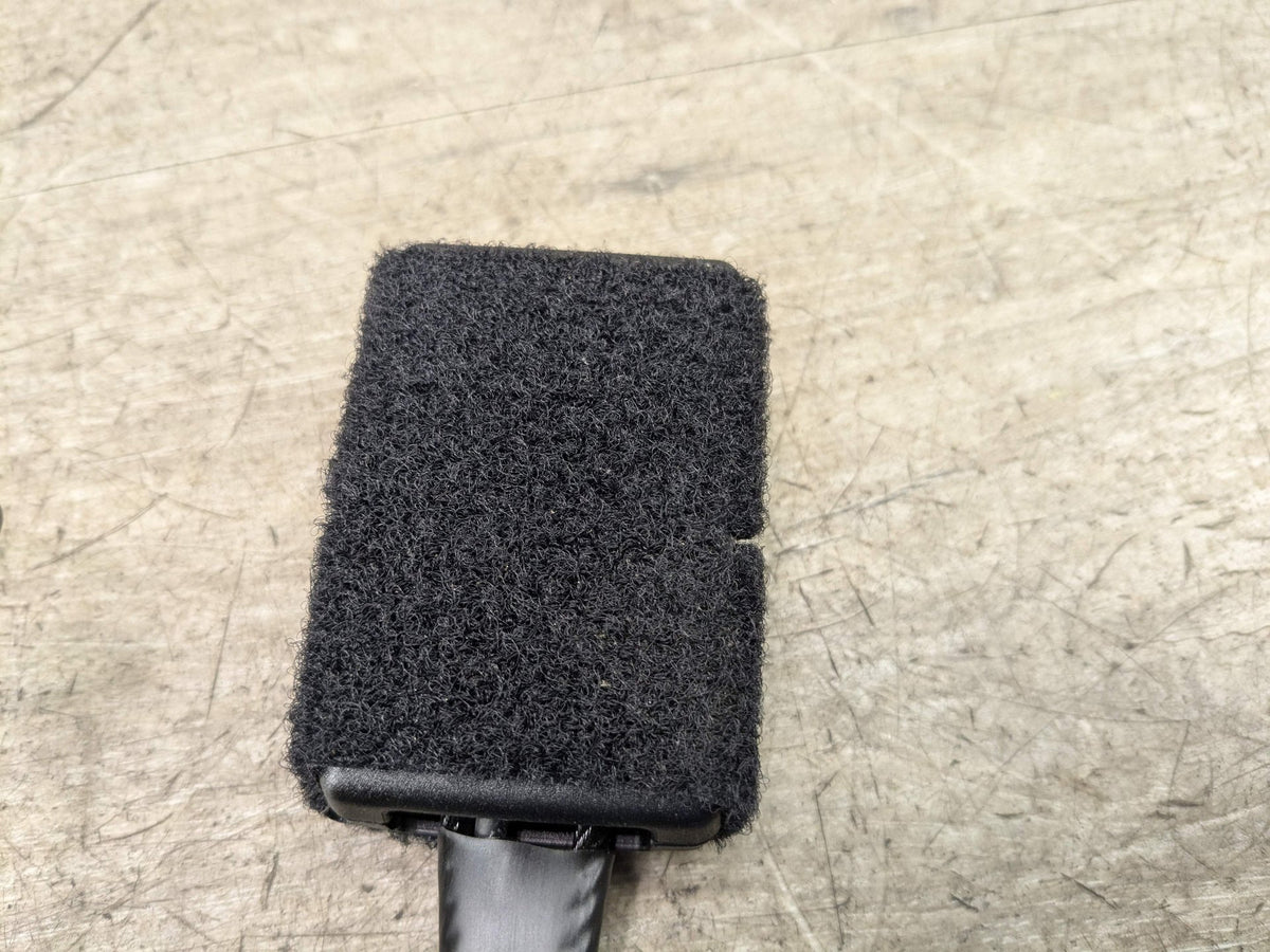 OEM BMW F39 F48 G29 X1 X2 Z4 FRONT Left Right Side Seatbelt Seat Belt Buckle