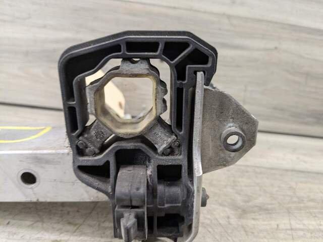 OEM BMW F01 F02 740 750 Front Right Passenger Bumper Reinforcement Mount Bracket