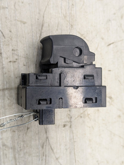 14-19 OEM BMW F15 F16 F85 F86 X5 X6 X5M X6M Trunk Hatch Release Switch Button