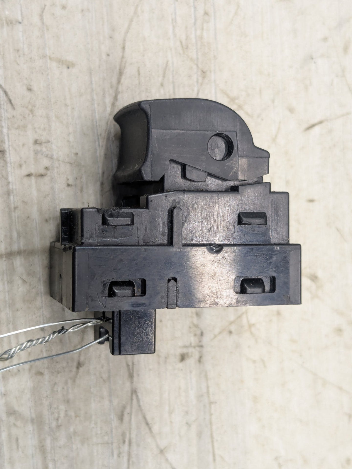 14-19 OEM BMW F15 F16 F85 F86 X5 X6 X5M X6M Trunk Hatch Release Switch Button