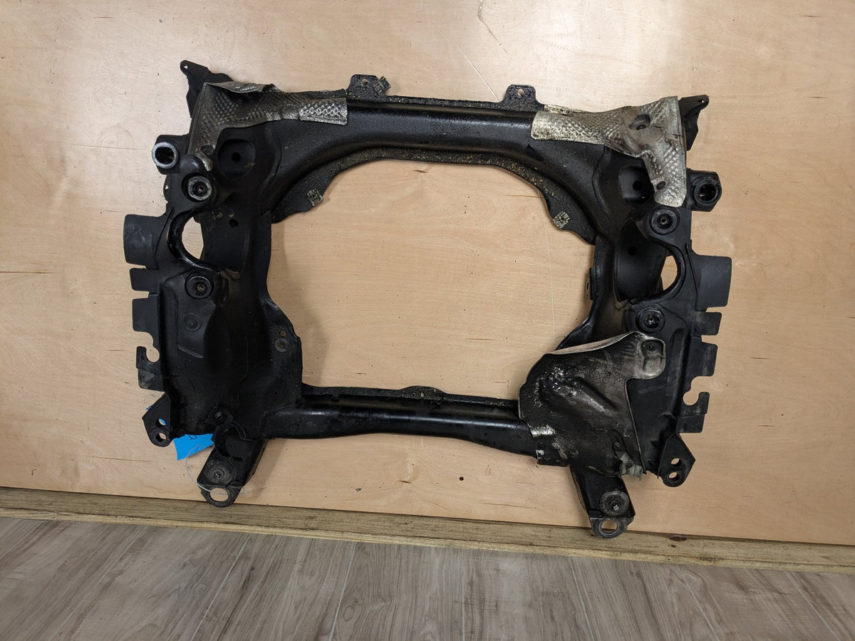 OEM Mercedes W212 E350 E550 4Matic Front Subframe Suspension Crossmember 197 (Obsidian black - Metallic finish)