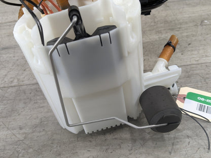 OEM BMW F22 F23 F30 F32 F33 F34 F36 Engine B58 Gas Fuel Tank Sending Pump Unit