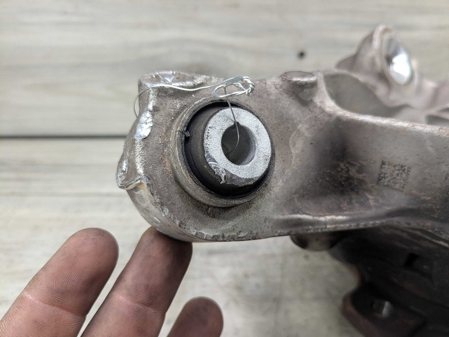 OEM BMW G20 330 M340 REAR Right Passenger Knuckle Wheel Hub Spindle Bearing