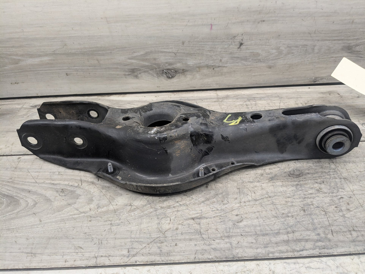 2020 BMW 330i G20 Rear Right Passenger Control Arms SET 6884694 OEM BMW G20 G22 G23 G26 G29 G42 Rear Right Passenger Upper Lower Control Arm SET