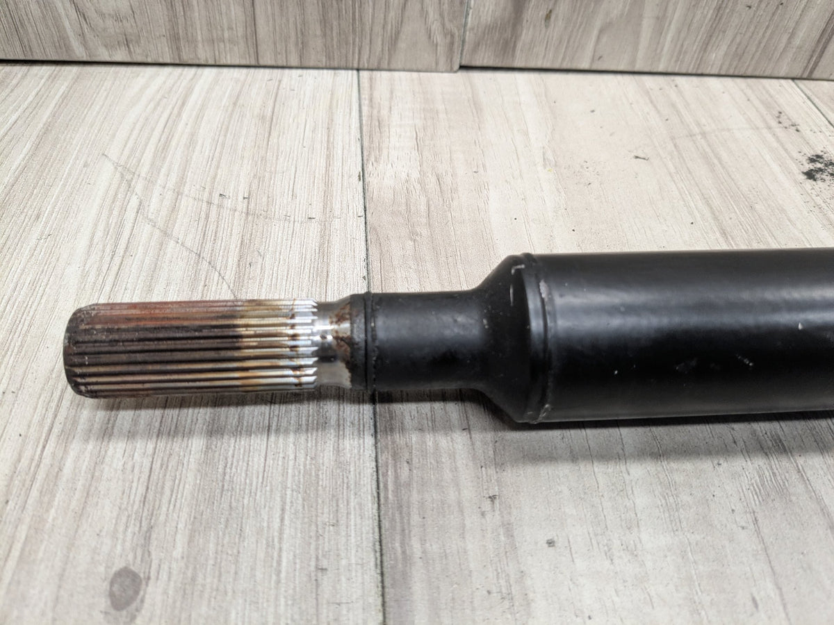 2017-2023 BMW M550i G30 Front Propeller Driveshaft Drive Shaft 9452673 16-24 OEM BMW G01 G12 G14 G15 G16 G30 F90 M5 Drive Shaft Driveshaft Front Output