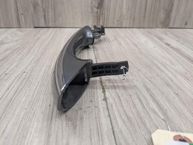 16-19 OEM BMW G11 G12 740 750 COMFORT ACCESS Front Left Door Handle Gray