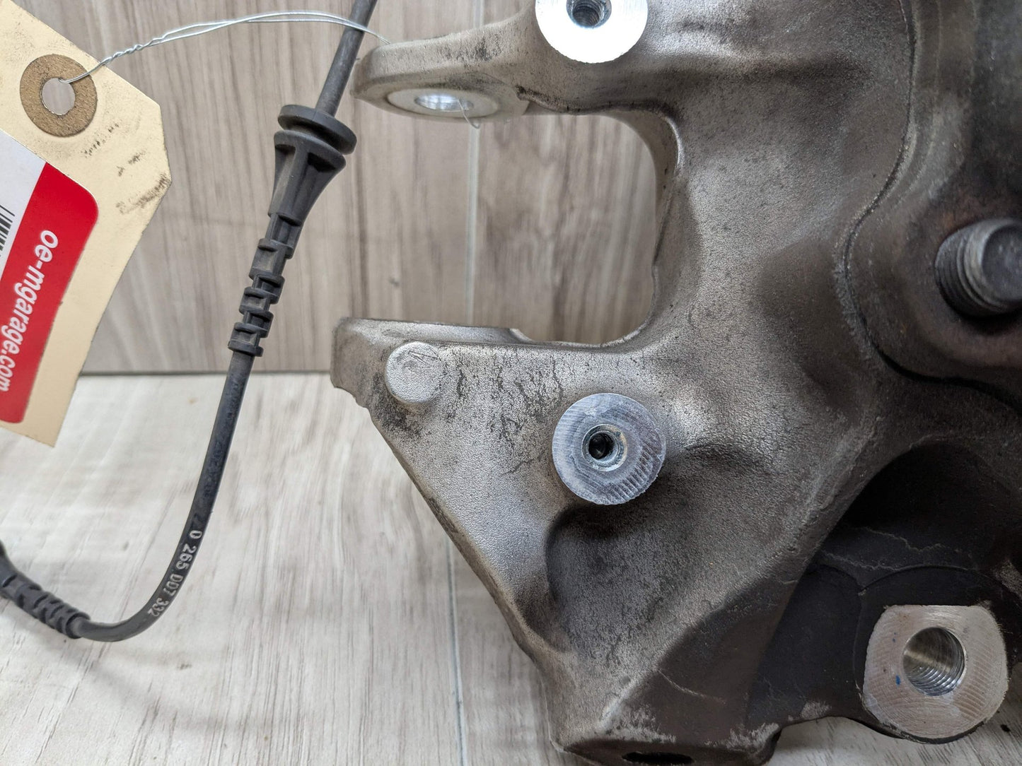 2022 BMW M340i G20 Rear Left Driver Spindle Knuckle w/ Bearing 6898479 19-25 OEM BMW G20 330 M340 REAR Left Driver Knuckle Wheel Hub Spindle Bearing