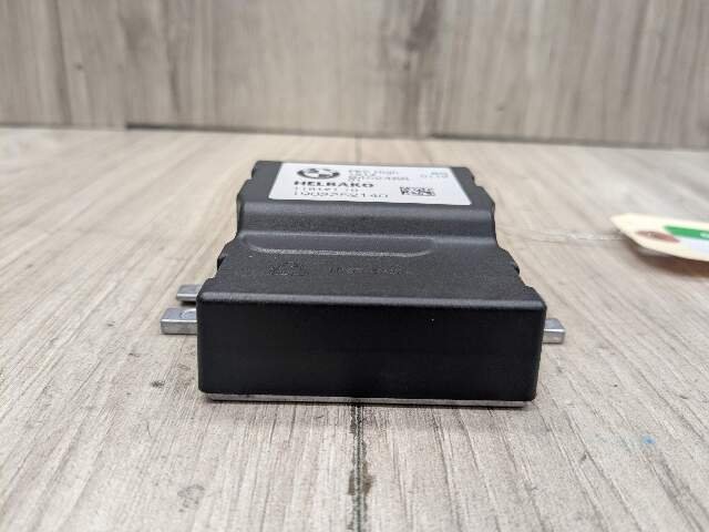 17-24 OEM BMW G01 G05 G12 G20 G22 G42 G30 G80 G82 Fuel Pump Control Module Unit