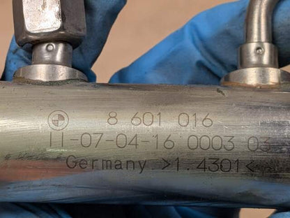 PRE-LCI OEM BMW G12 750 G30 M550 Engine N63R Right Fuel Injector Rail Lines 5-8
