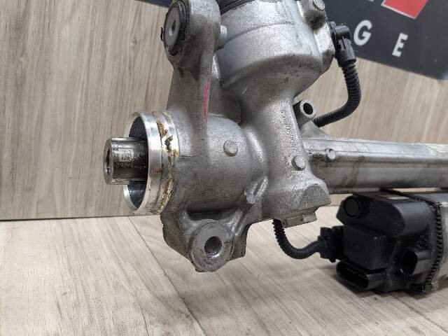 2014 Mercedes-Benz E550  Steering Gear Rack & Pinion 2124609000