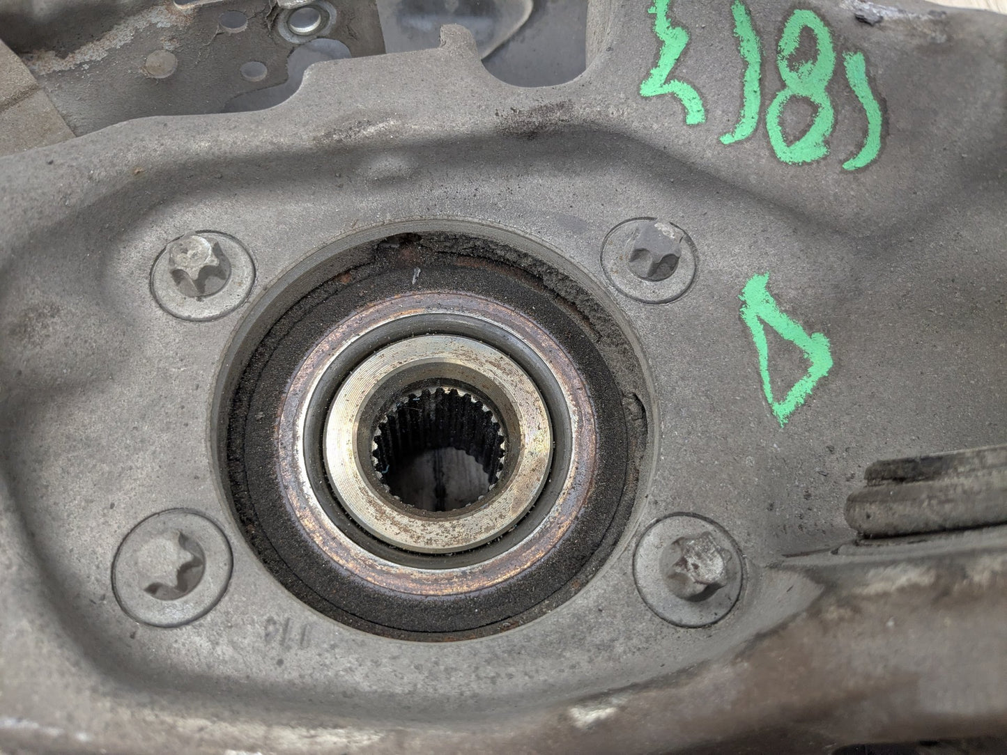 2015-2021 Mercedes-Benz C43 W205 Rear Left Driver Spindle Knuckle w/ Bearing A2053508708 OEM