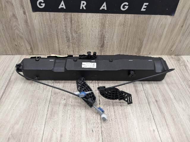 10-18 OEM Mercedes W212 W218 E350 E550 Rear Trunk Lid Pull Down Motor Actuator