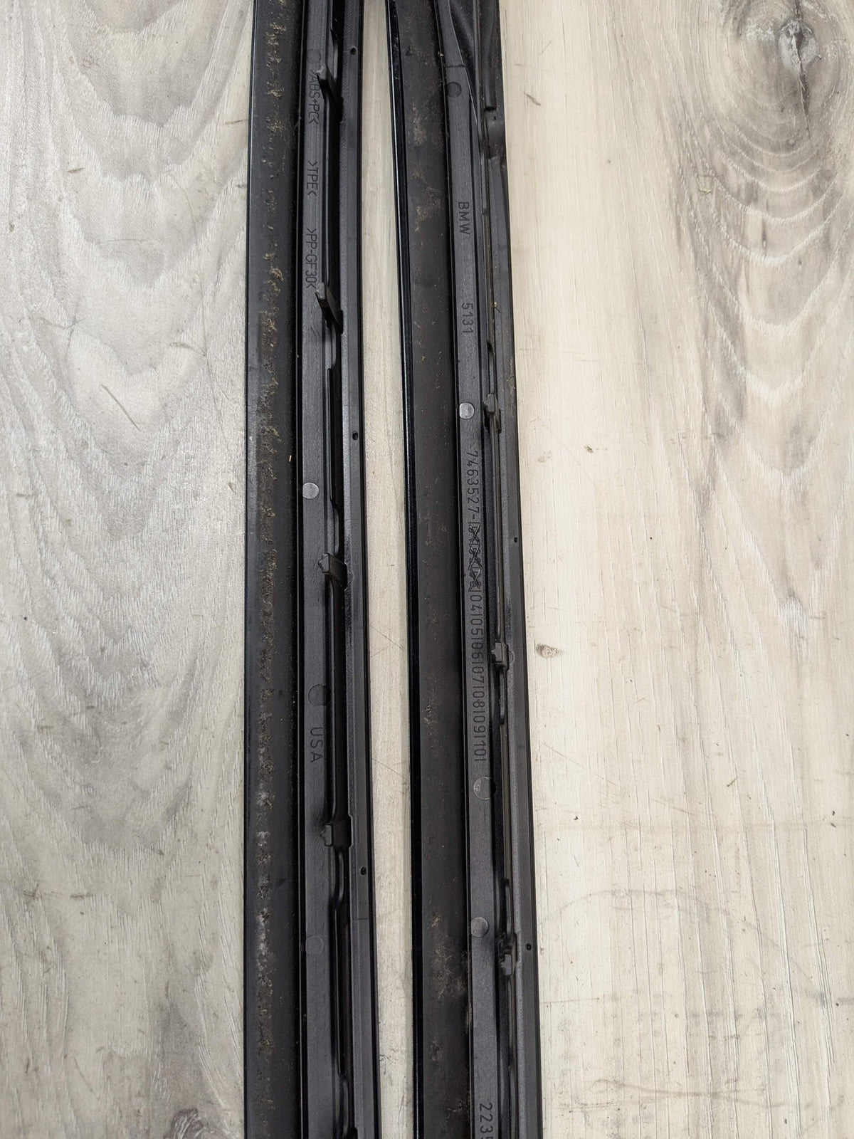 19-25 OEM BMW G05 X5 Front Left Right Windshield Side Drip Molding PAIR
