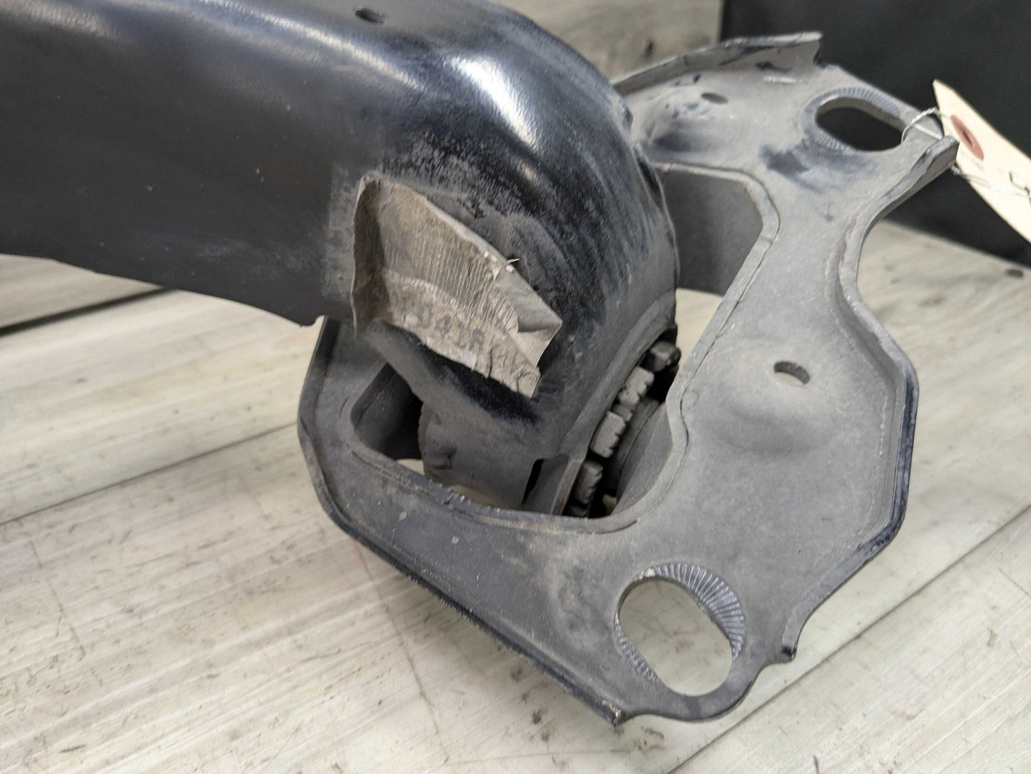 OEM BMW F39 F44 F48 X1 X2 Rear Left Driver Trailing Control Arm Knuckle Spindle