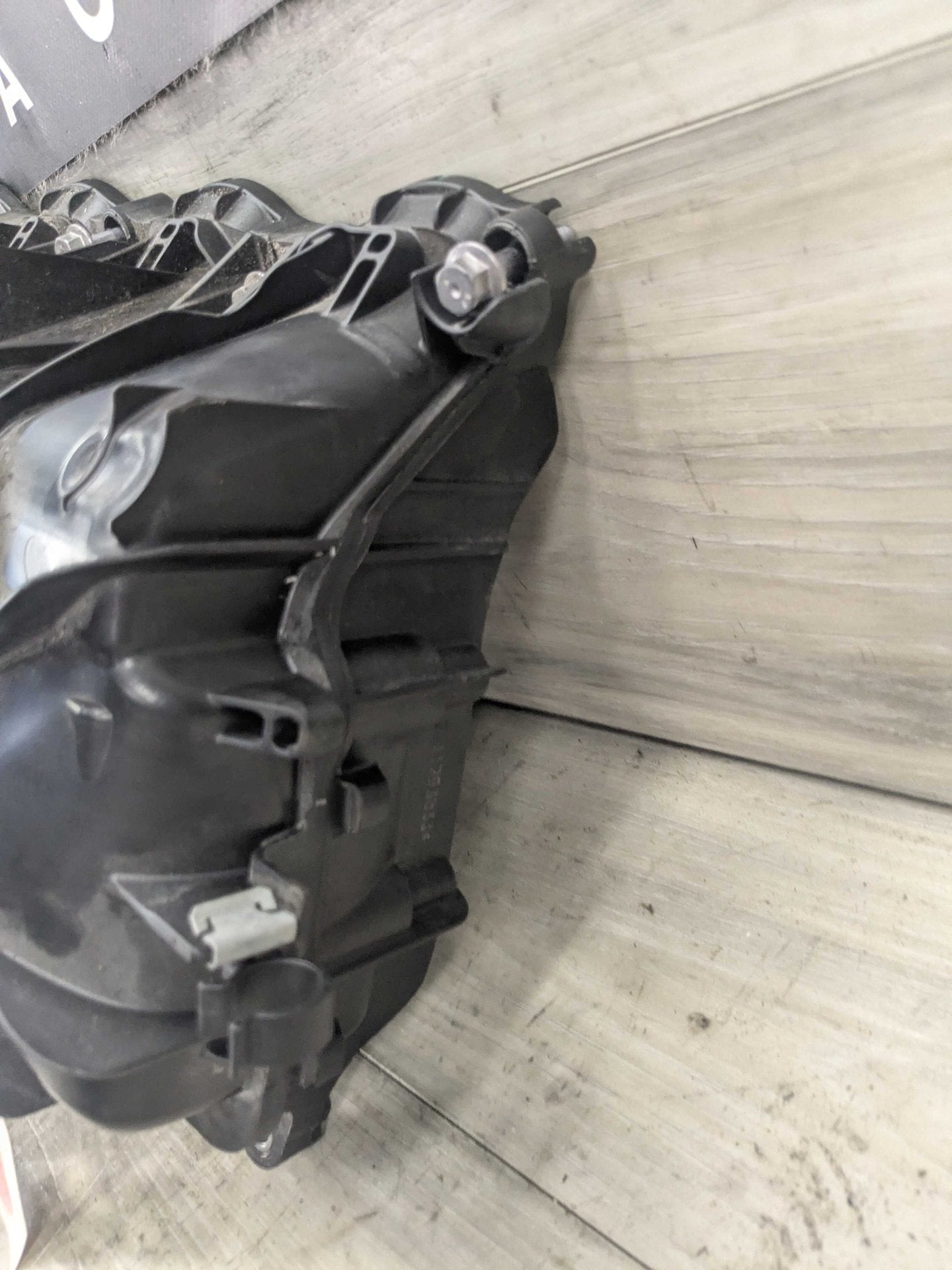 OEM BMW G01 G20 G26 G30 230 330 430 530 X3 Engine B46 Intake Manifold 8647975