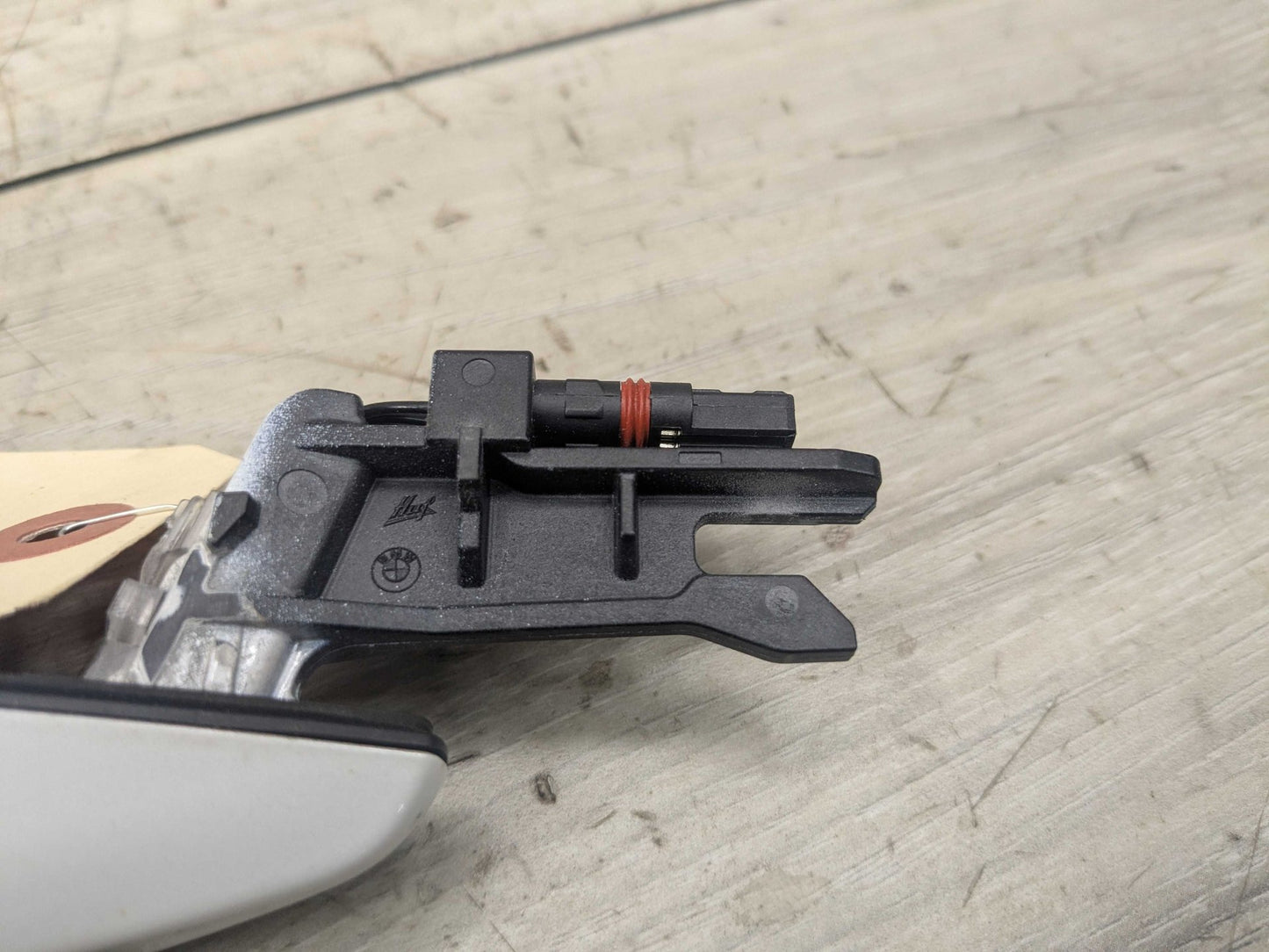 OEM BMW F15 F16 F39 F48 X1 X5 Left Driver Door Handle COMFORT ACCESS White
