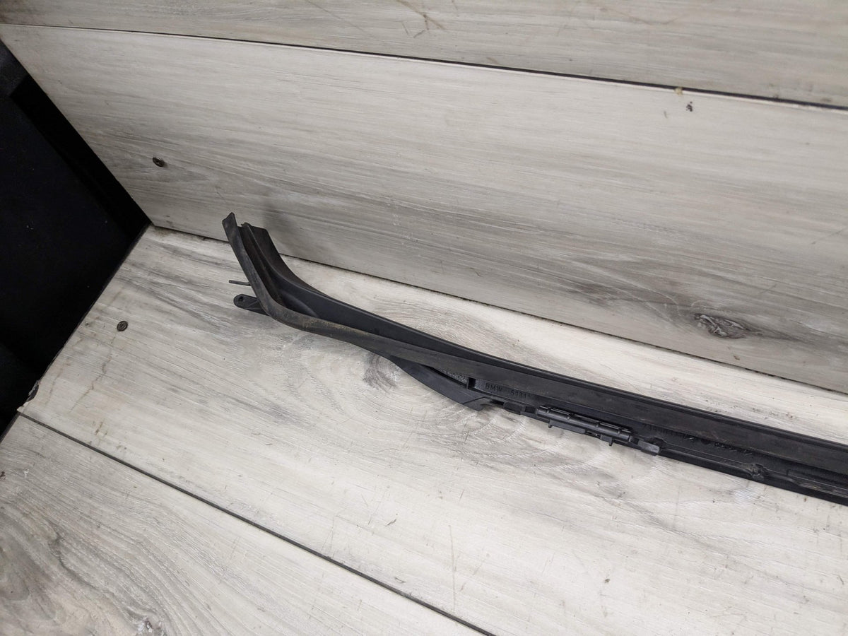 OEM BMW G01 G02 X3 X4 Front Right Passenger Side Windshield Drip Rail Cover Trim