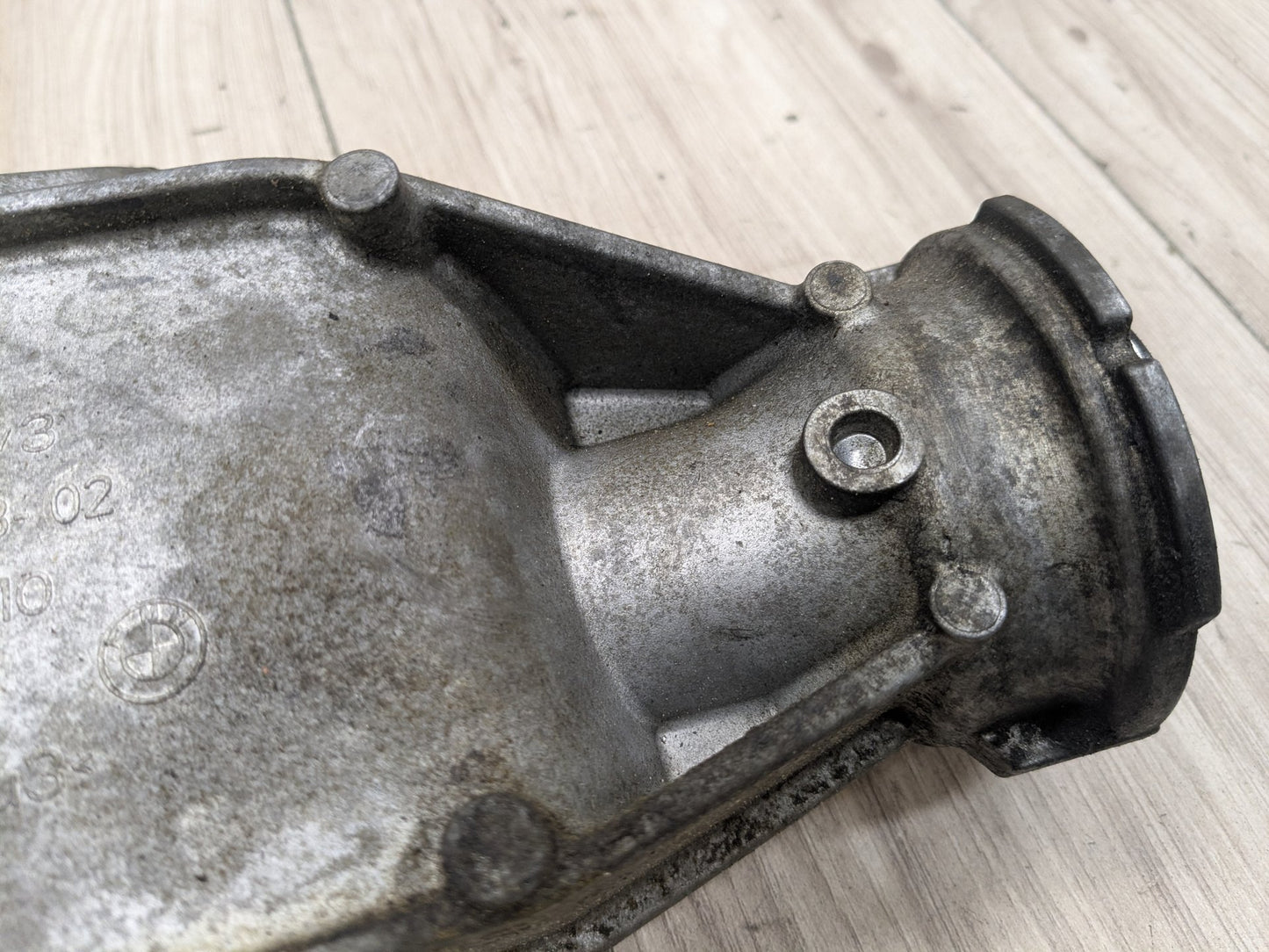 OEM BMW G01 G05 G12 G20 G26 G42 G80 Front Differential Axle Support Bracket