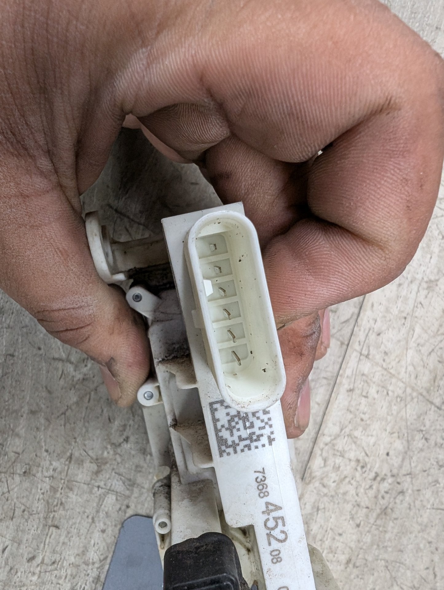 2017 BMW 740i G12 Rear Right Passenger Door Latch Lock Actuator w/ Soft Close 2581898 OEM BMW G12 740 750 B7 REAR RIGHT PASSENGER Door Lock Latch Actuator SOFT CLOSE