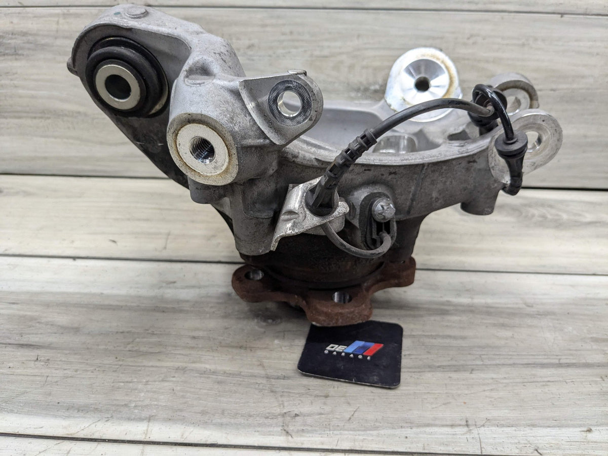 OEM BMW G29 Z4 REAR Right Passenger Side Hub Spindle Knuckle Bearing