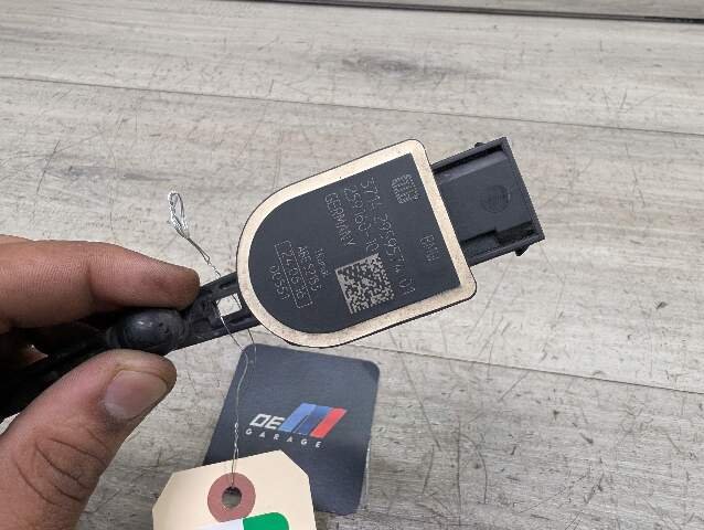 2017 BMW 740i G12 Suspension Height Level Sensor 2959574
