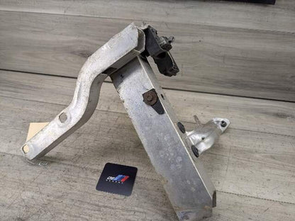 OEM BMW F01 F02 740 750 760 Front Left Driver Bumper Reinforcement Mount Bracket