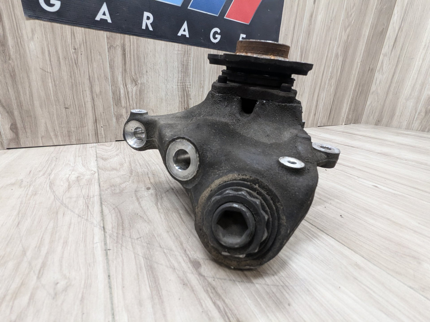 OEM BMW G30 530 540 M550 AWD Front Left Driver Hub Spindle Knuckle Wheel Bearing