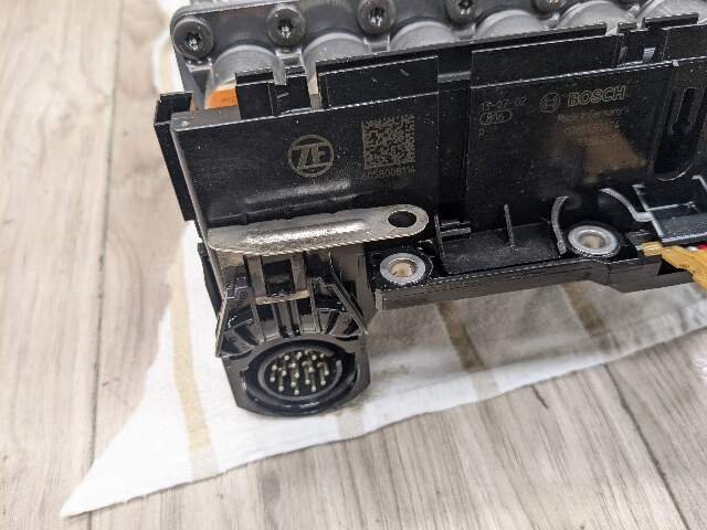 OEM BMW F10 F15 F25 F30 F36 328 335 Transmission Mechatronic Valve Body GA8HP45Z