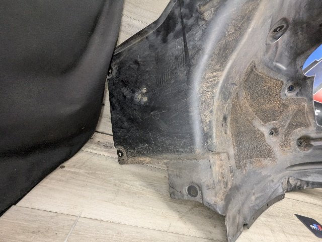 21-25 OEM BMW G22 G23 Front Left Driver Fender Liner Wheel Splash Rearward