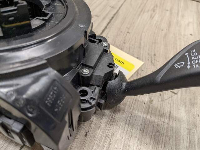 OEM BMW F90 G12 G20 G22 G23 G30 G80 G82 G83 Steering Wheel Sensor Clock Spring