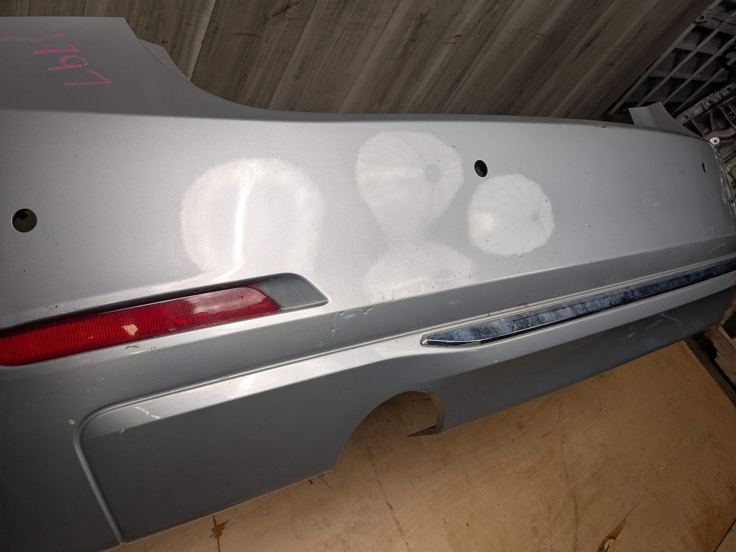 *12-15 OEM BMW F30 335 PRE-LCI Rear Bumper Cover LINES Trim Dual Exhaust Gray Silver GLACIERSILBER METALLIC (A83)