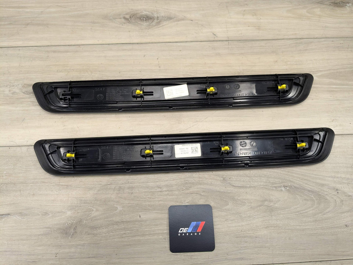 NOTE* 19-24 OEM BMW G20 330 Front Left Right Door Sills Cover Scuff Plates PAIR