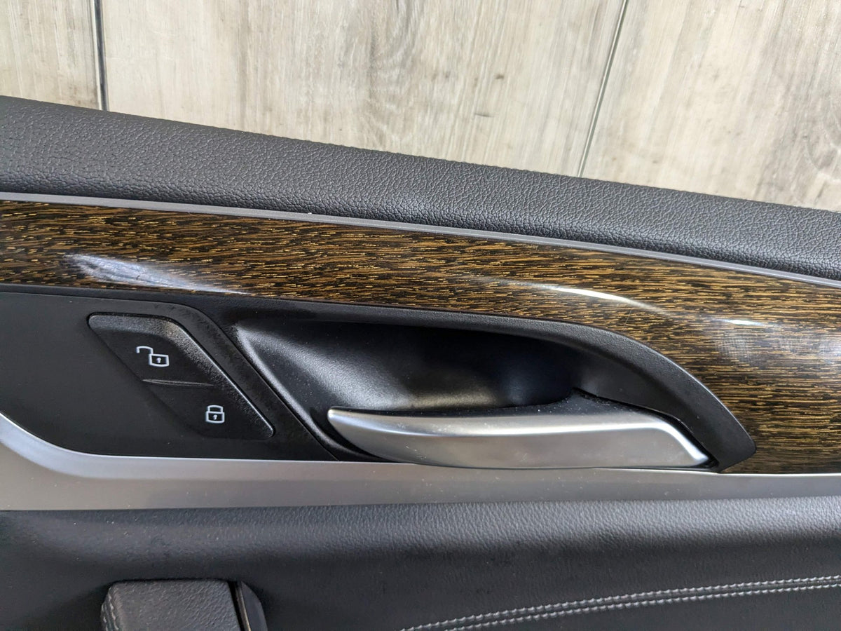 2019 BMW X3 G01 Front Right Passenger Interior Door Panel Card 7410282 OEM BMW G01 X3 FRONT Right Passenger Interior Door Panel Card Trim Cover Black OEM