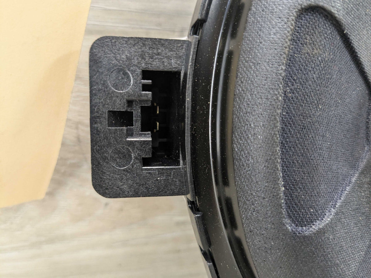 16-24 OEM BMW F39 F44 F48 X1 X2 Left Right Sub Subwoofer Audio Speaker HIFI
