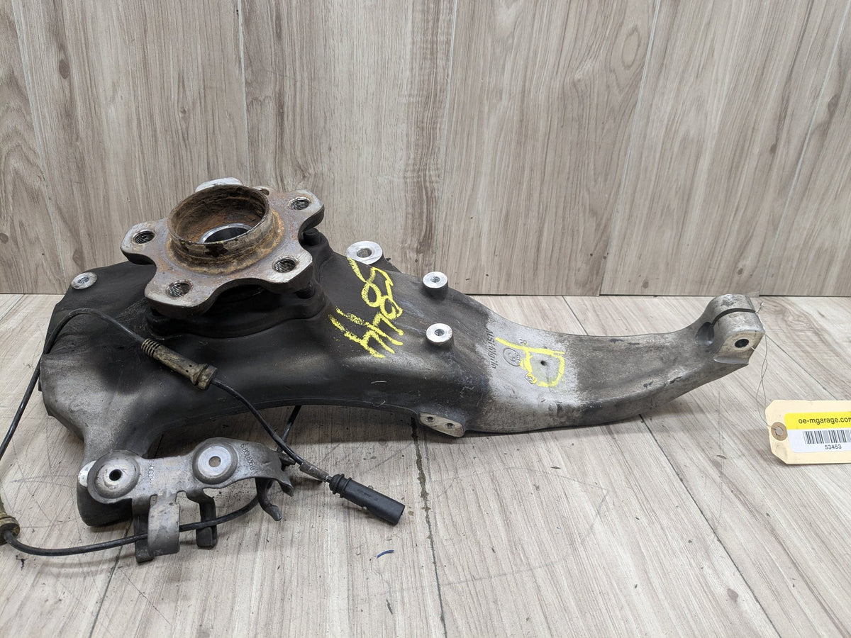 2017-2023 BMW M550i G30 Front Right Passenger Spindle Knuckle w/ Bearing 6884386 OEM BMW G15 G30 530 540 M550 AWD Front Right Passenger Spindle Knuckle Bearing OEM