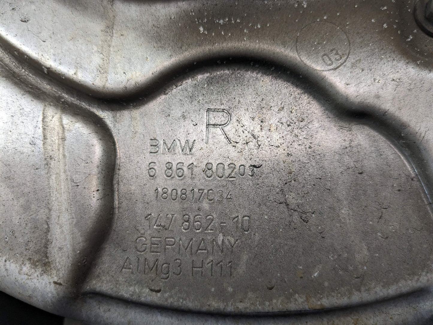 2018 BMW 540i G30 Rear Right Passenger Spindle Knuckle w/ Bearing 6866638 17-23 OEM BMW G30 530 540 M5550 REAR Right Passenger Hub Knuckle Bearing Carrier