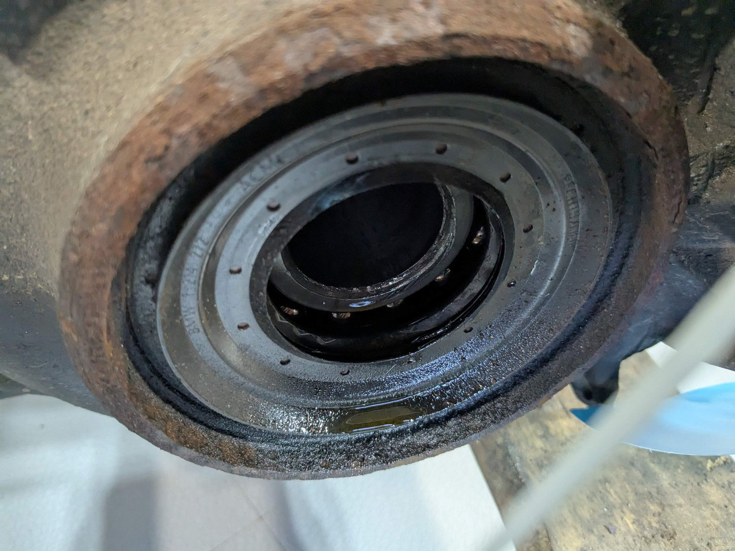2010 BMW X5 Rear Axle Carrier Differential 266737k 7552523