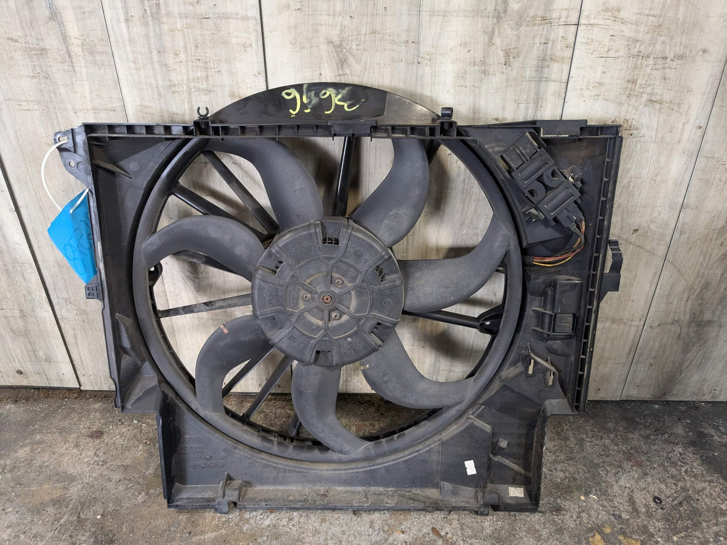 07-13 OEM BMW E82 E90 E92 335 Engine N54 N55 Radiator Cooling Auxiliary Fan 600W