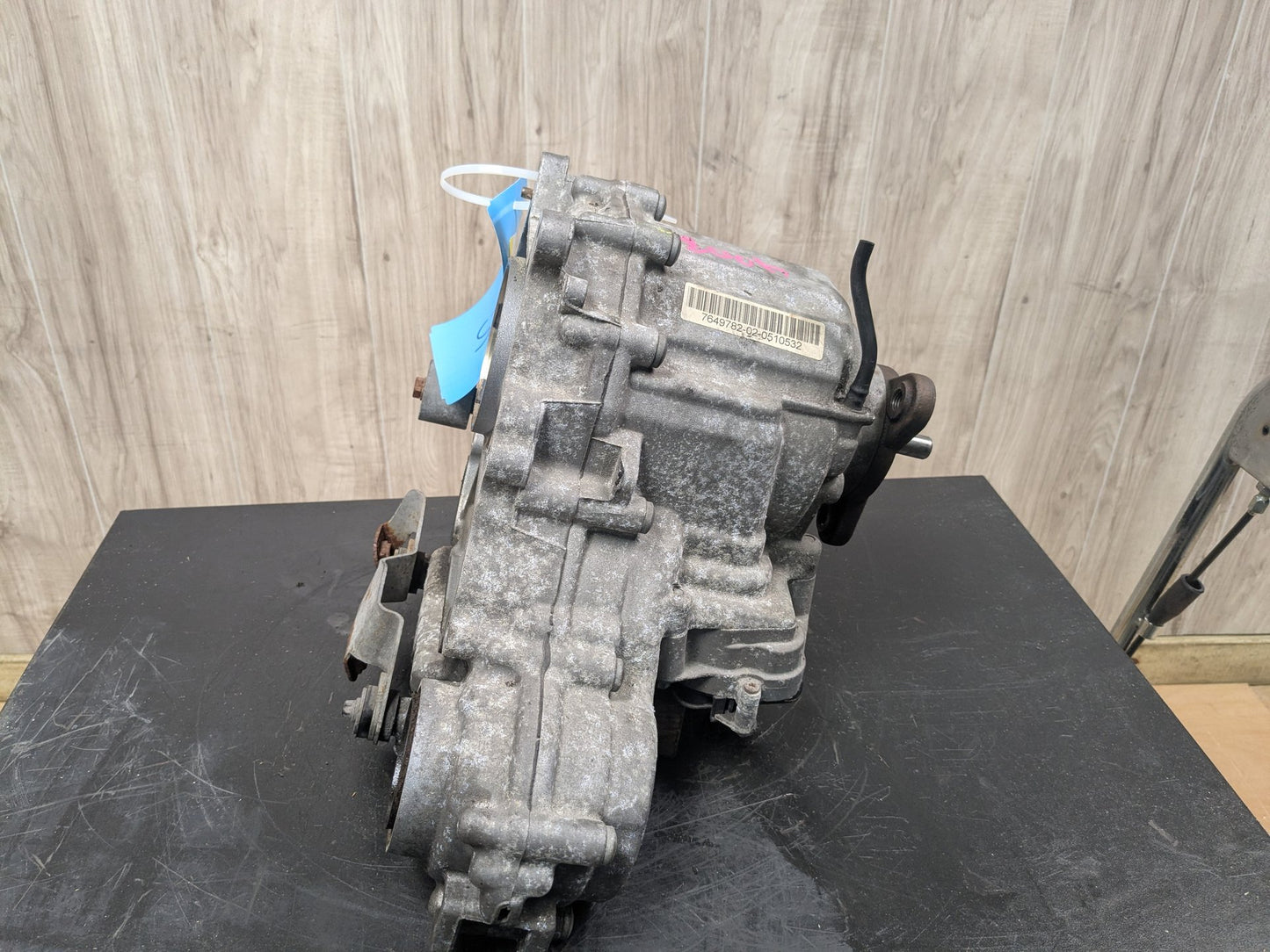 2013 BMW 750i N63B44O1 Transmission Transfer Case k 7649782