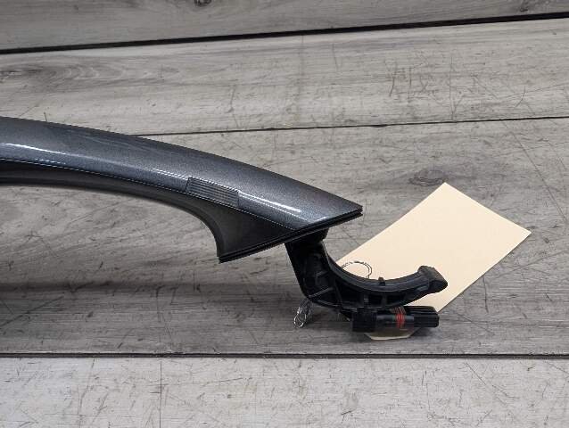 2016 - 2022 BMW 750i G12 Front or Rear Right Passenger Exterior Door Handle w/ Comfort Access 7413564 N63B44O2