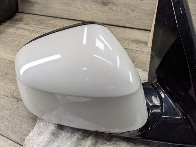 2014 - 2018 BMW X5 F15 Front Right Passenger Side Mirror Assembly 7364002 N55B30M0