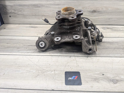 2018 BMW M550i G30 Rear Right Passenger Spindle Knuckle w/ Bearing 6866336 17-23 OEM BMW G30 530 540 M5550 REAR Right Passenger Hub Knuckle Bearing Carrier OEM
