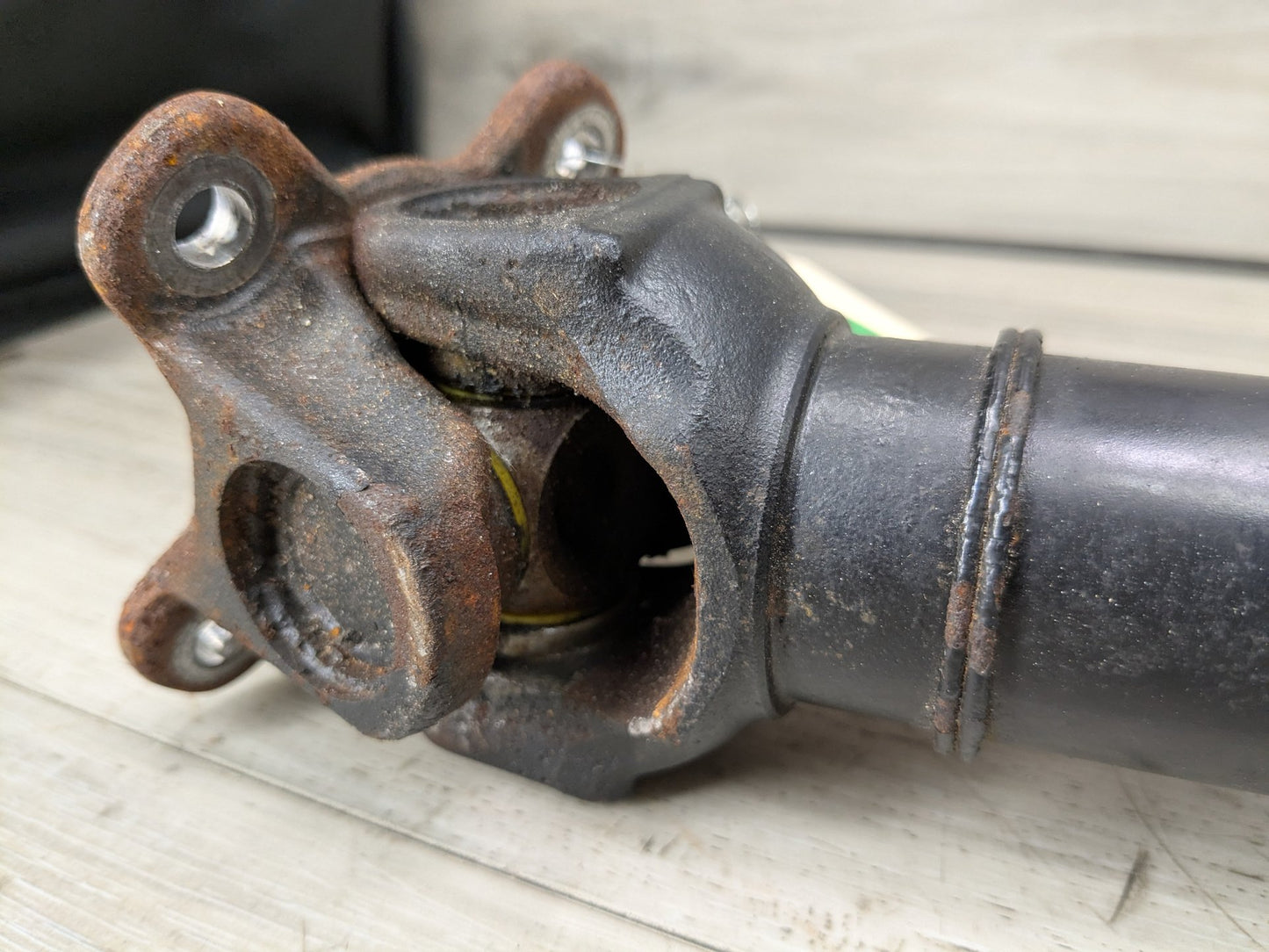 2019 BMW X3 G01 Front Propeller Driveshaft Drive Shaft 9488487 OEM BMW G01 G05 G12 G20 G30 F90 X3 M5 Front Drive Shaft Driveshaft Output