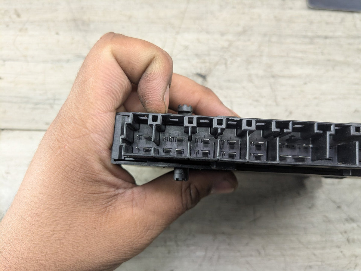 07-10 OEM BMW E70 E71 X5 X6 Front Left Driver Seat Memory Control Module