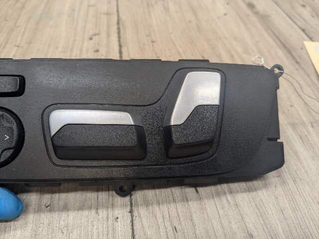 2020 - 2024 BMW X3 F97 Front Left Driver Seat Control Switch 6801481 S58