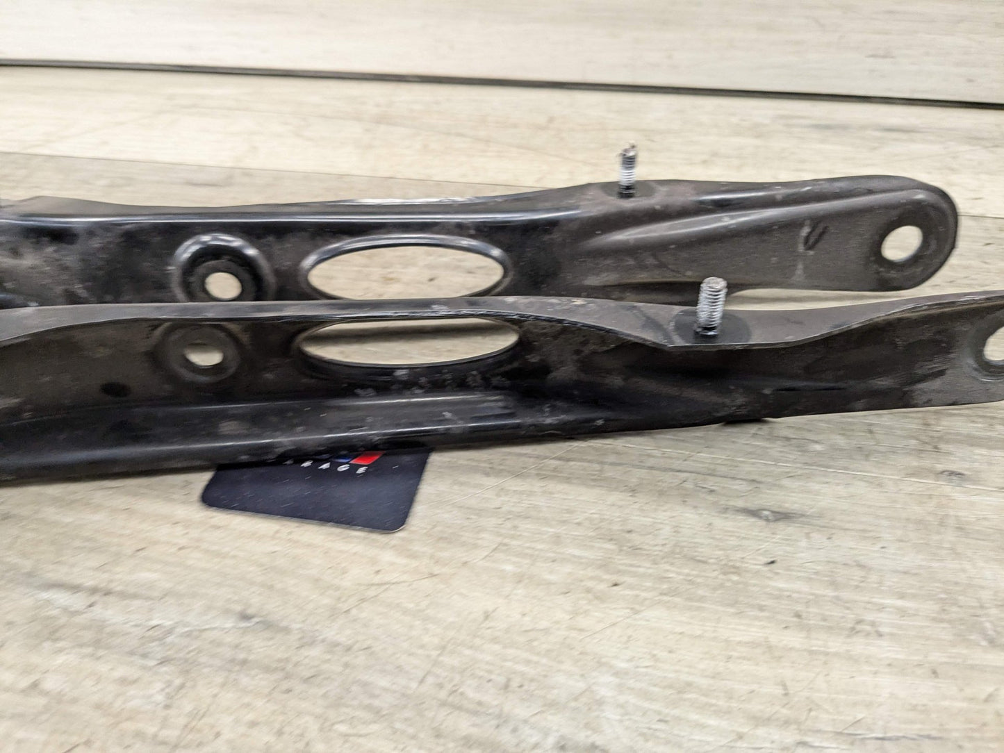 2021 BMW 540i G30 Rear Right Passenger Control Arm 6875104 OEM BMW G11 G12 G30 530 540 M550 740 750 M760 REAR Left Right Lower Control Arm