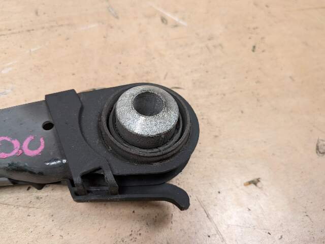 2016 - 2022 BMW 750i G12 Rear Right Passenger Control Arms SET 6861114 N63B44O2