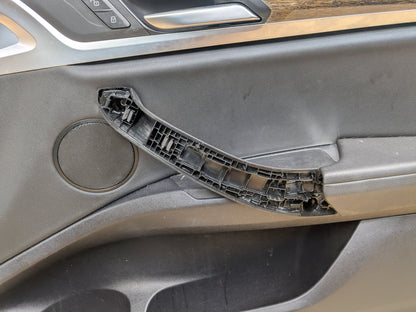 2019 BMW X3 G01 Front Right Passenger Interior Door Panel Card 7410282 18-23 OEM BMW G01 X3 FRONT RIGHT PASSENGER Side Door Panel Card Trim Cover Black OEM
